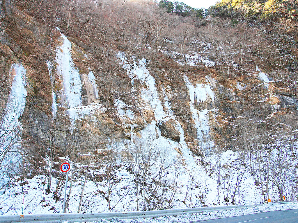 中津峡・出合の氷壁_画像3